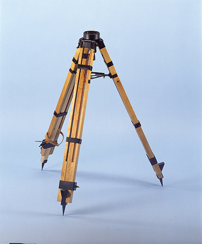 TAL WOODEN TRIPOD&nbsp;