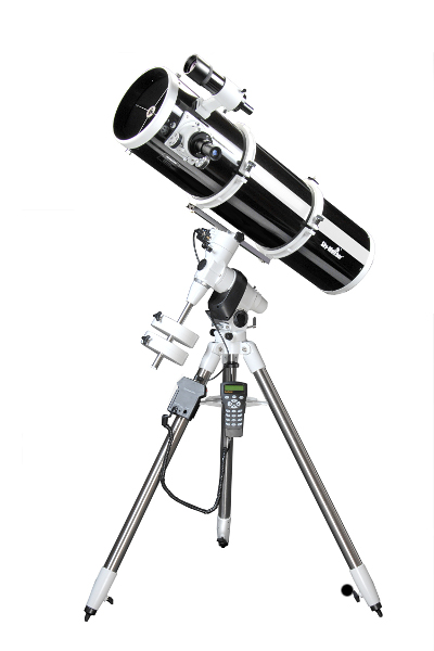 EXPLORER-200P (EQ5 SynScan TM)&nbsp;