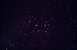 Taken with the little 804 (Startravel-80) refractor!...not as close as with the 15075EQ5 (Startravel-150) but so many stars came through!<BR>