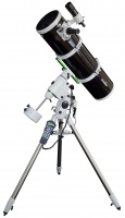 Newtonian Reflector Telescopes